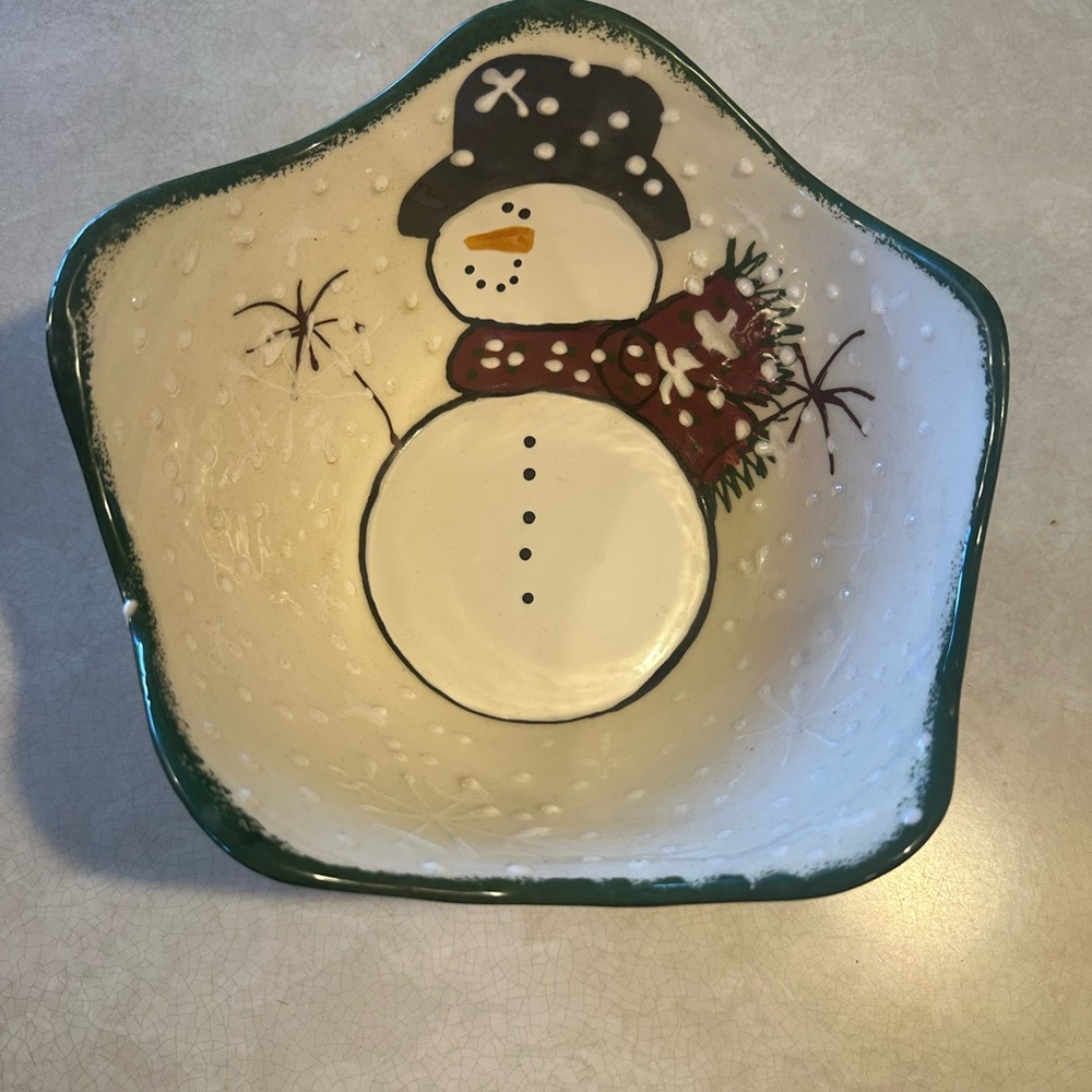 EXPRESSLY YOURS SNOWMAN HOLIDAY CHRISTMAS 9” SERVING BOWL